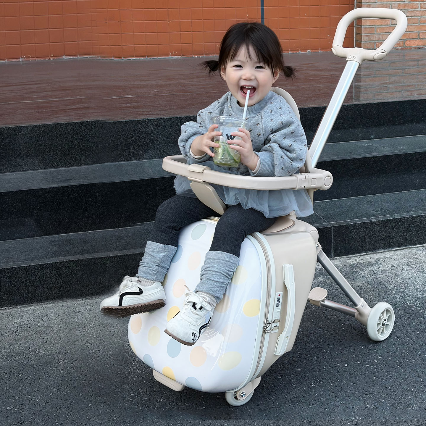 Mala Infantil Bunnyfly que Pod - Baby Nursery Trolley avaliação e preço